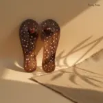 Wooden Khadau with White Floral Artwork Wooden Khadau with White Floral Artwork