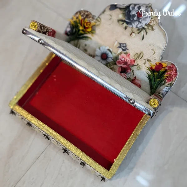 Wooden Singhasan for Laddu Gopal Wooden Singhasan for Laddu Gopal