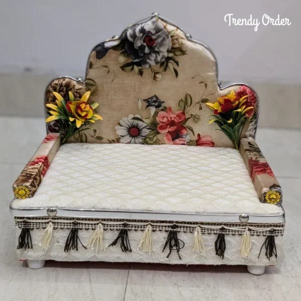 Wooden Singhasan for Laddu Gopal Wooden Singhasan for Laddu Gopal