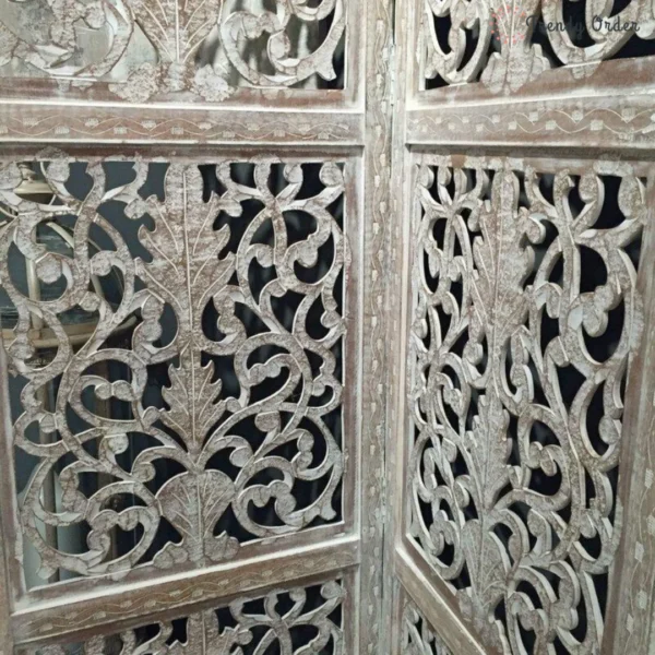 Palmetto Carved Room Divider with Whitewashed Finish