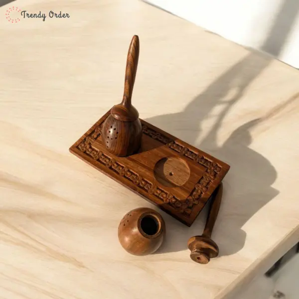 Salt and Pepper Shaker Set