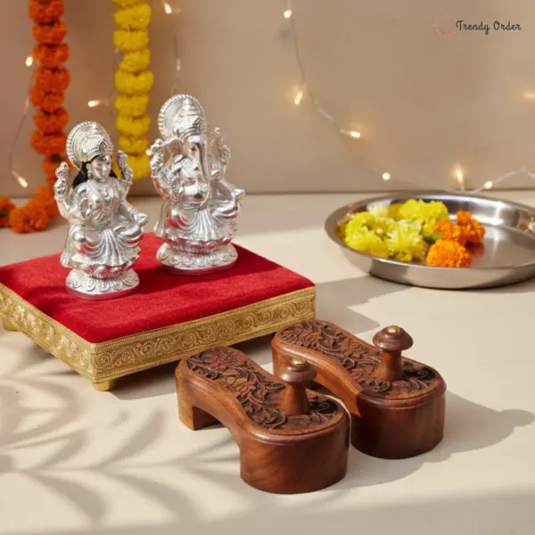 Floral Carved Wooden Khadau