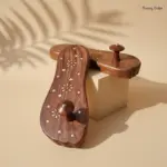 Heeled Foot Shape Wooden Khadau