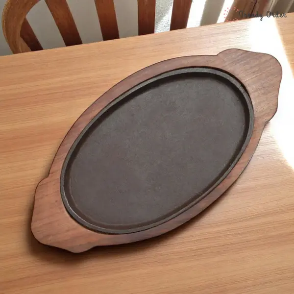 Oval Cast Iron Sizzler Plate